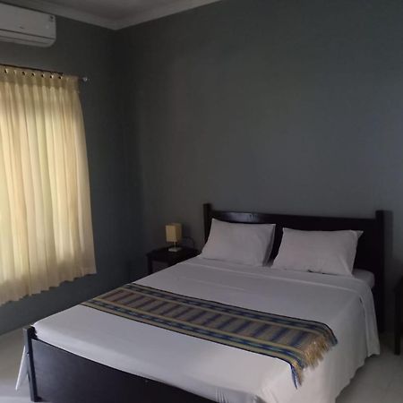 Qurnia Homestay Kuta  Luaran gambar